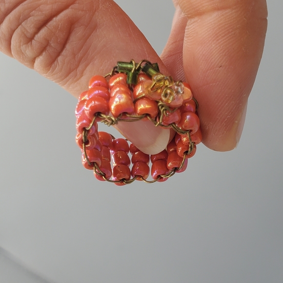 Coral Red Floral Beaded Ring - Picture 10 of 10